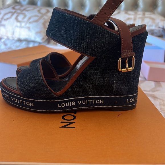 Louis Vuitton wedges - Picture 2 of 5